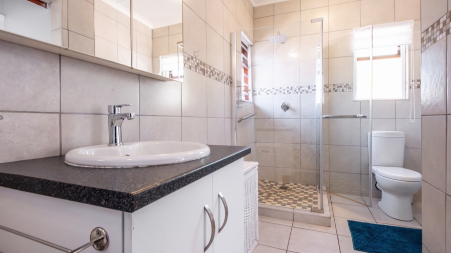4 Bedroom Property for Sale in Heatherlands Western Cape